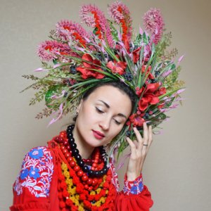 Робота Вінок пишний рожево чорний орхідея червоний вінок кокошник